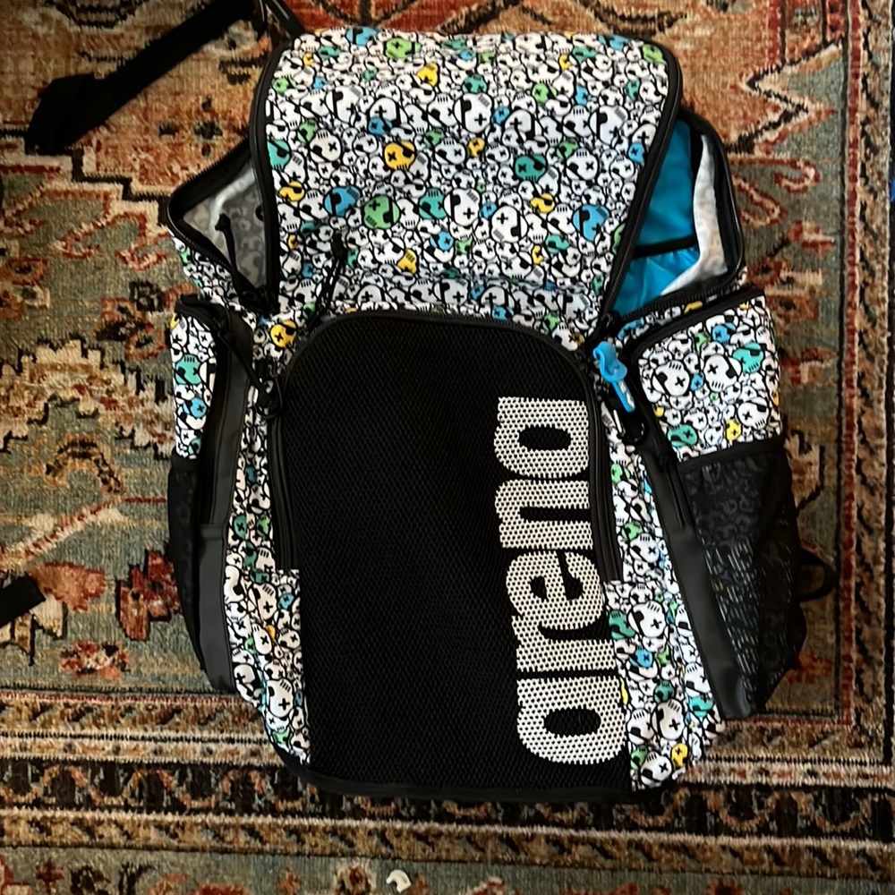 Super roomy limited edition skull design arena backpack